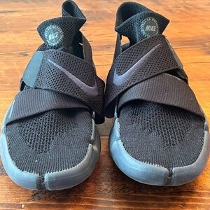 Nike Free Run Motion Flynit